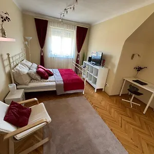  Apartment Downtown Hideaway Hungary